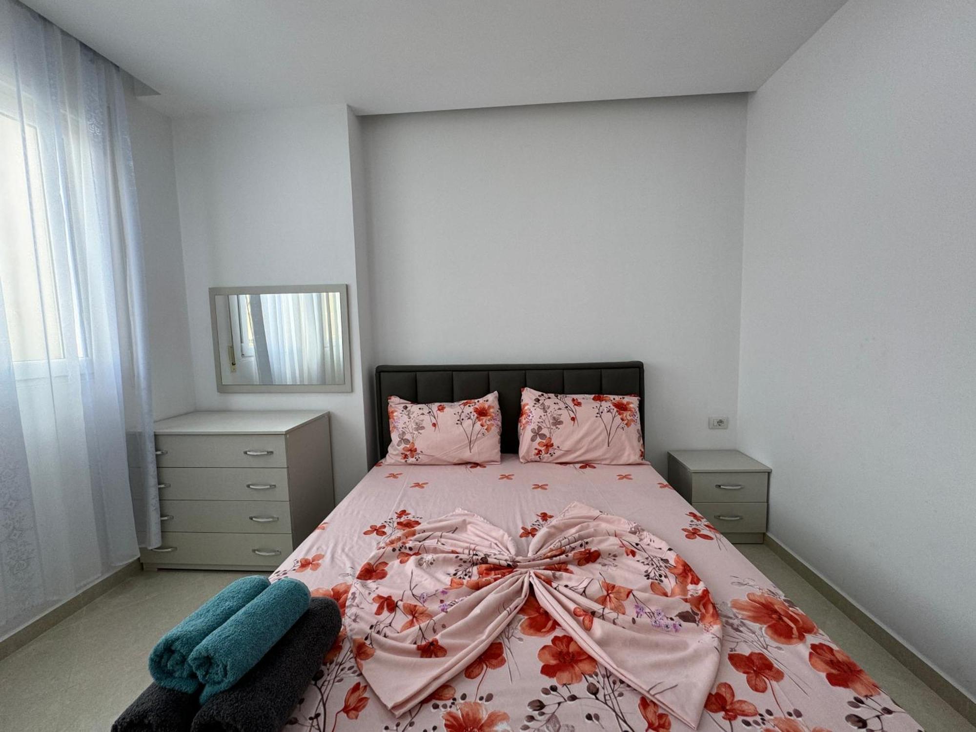 Apartment House In Beach *
